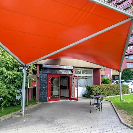 Apartment B212